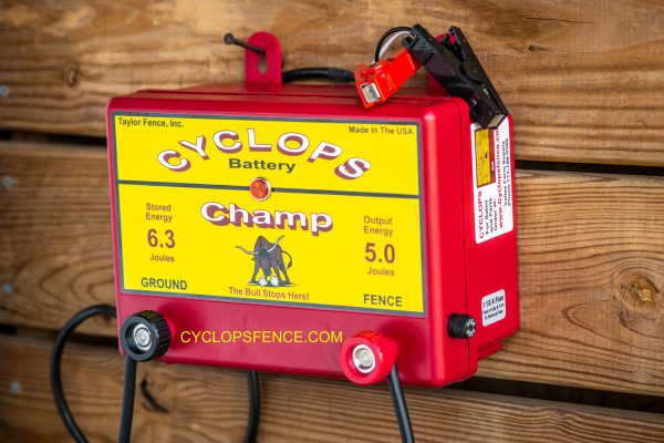 Cyclops Champ 12V/DC Electric Fence Energizer / Charger