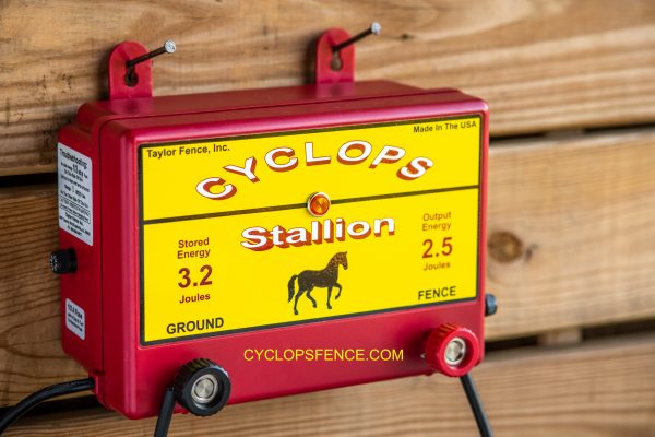 Cyclops Stallion AC Electric Fence Energizer / Charger