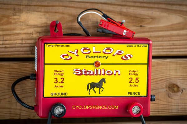 Cyclops Stallion 12V/DC Electric Fence Energizer / Charger