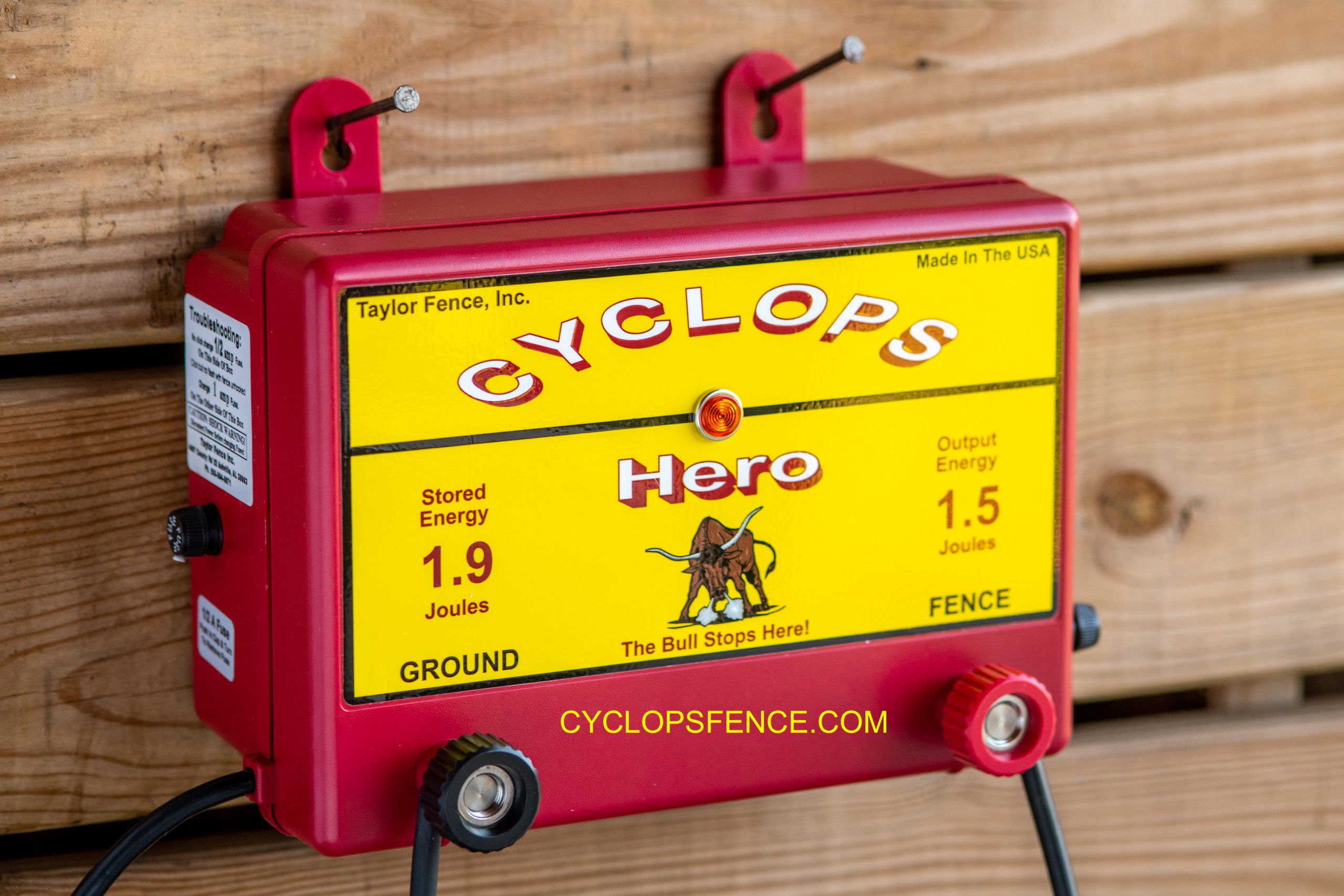 Cyclops Hero Electric Fence Energizer / Charger